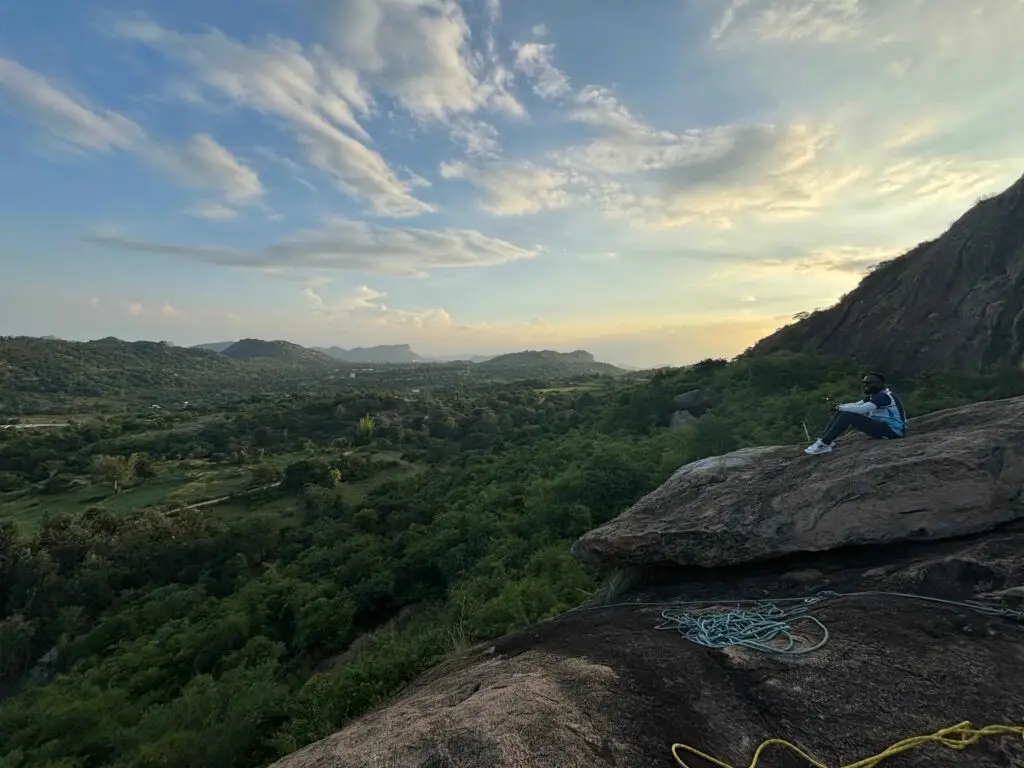 What’s the Difference Between a Day Trip and an Overnight Trip?